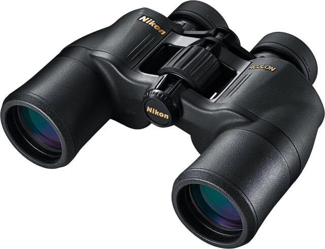 Binoculares Nikon Aculon A211 8x42